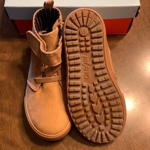 Cat & Jack sneaker/boots
